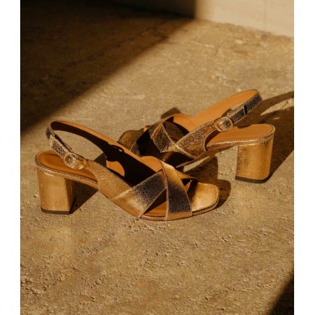 Sandales Cami International En Cuir Doré – Taille 7.5 US – Neuf Avec Emballage – Disques Et Plumes